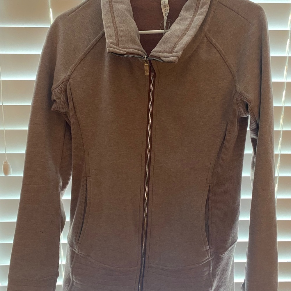 Lululemon Jacket in Heather Rose